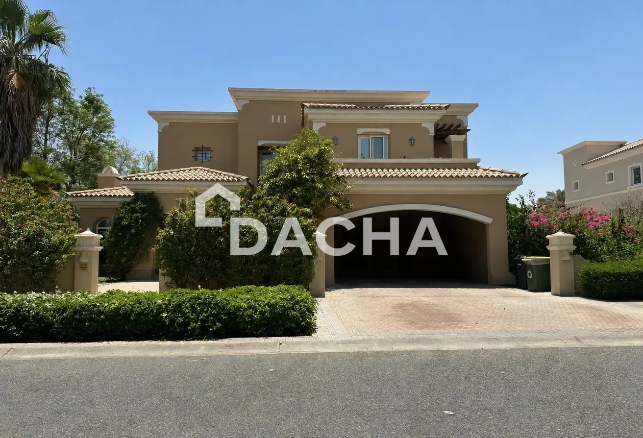 Huge Plot | Vacant | Prime Location