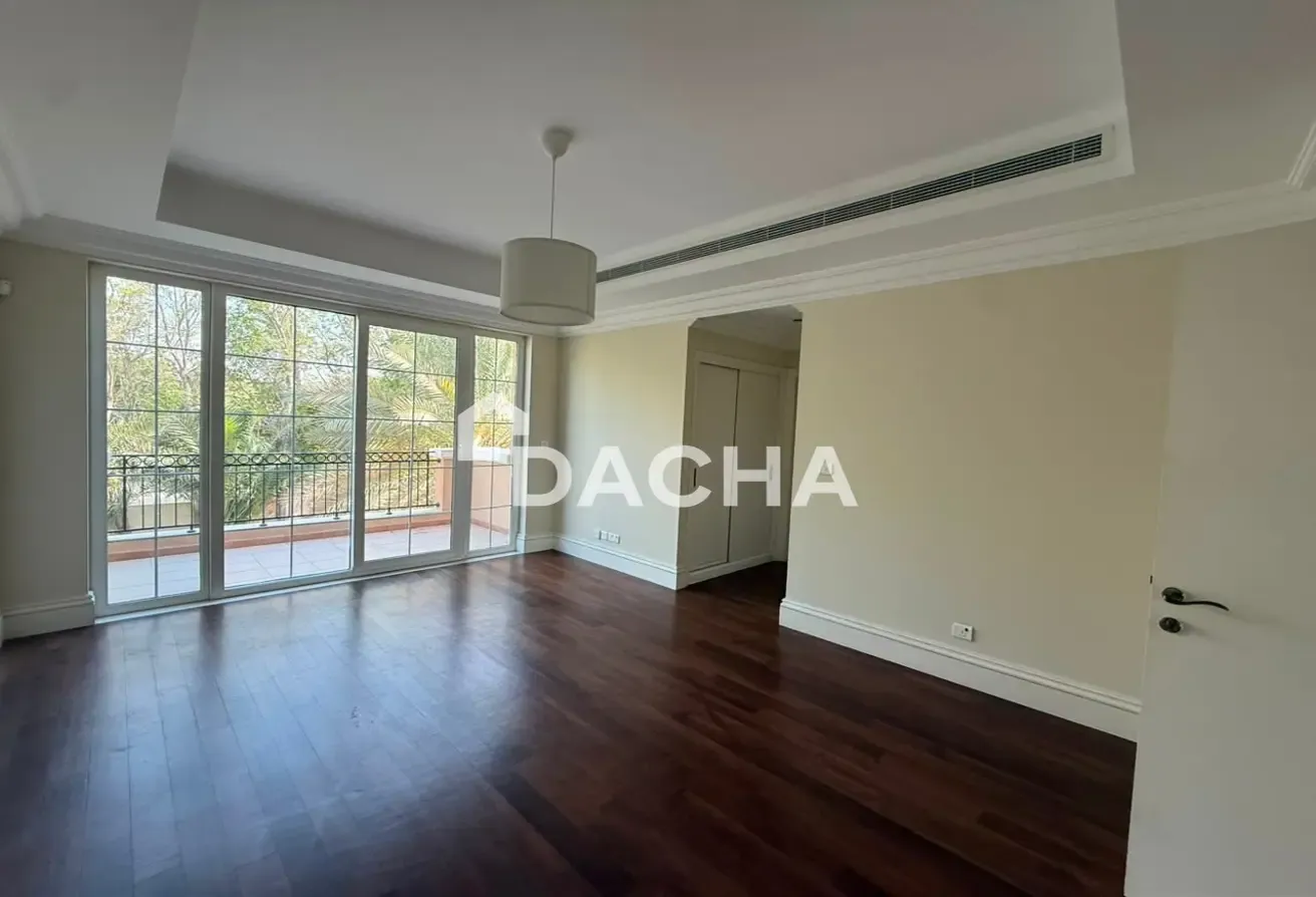 Huge Plot | Vacant | Prime Location