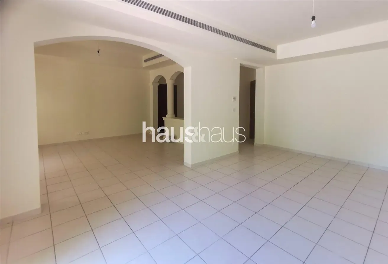 Golf Course View | Private Pool | Vacant Now