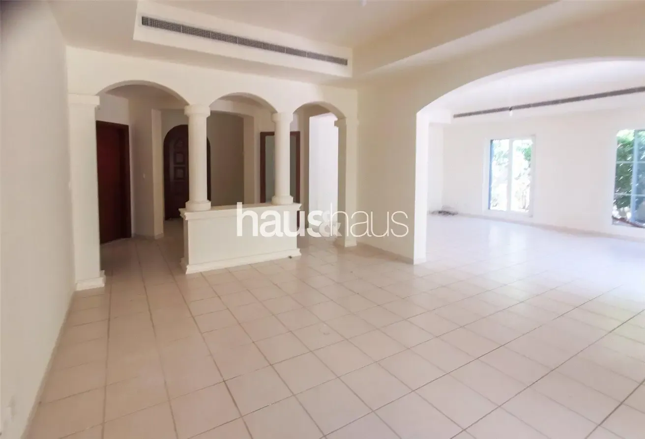 Golf Course View | Private Pool | Vacant Now