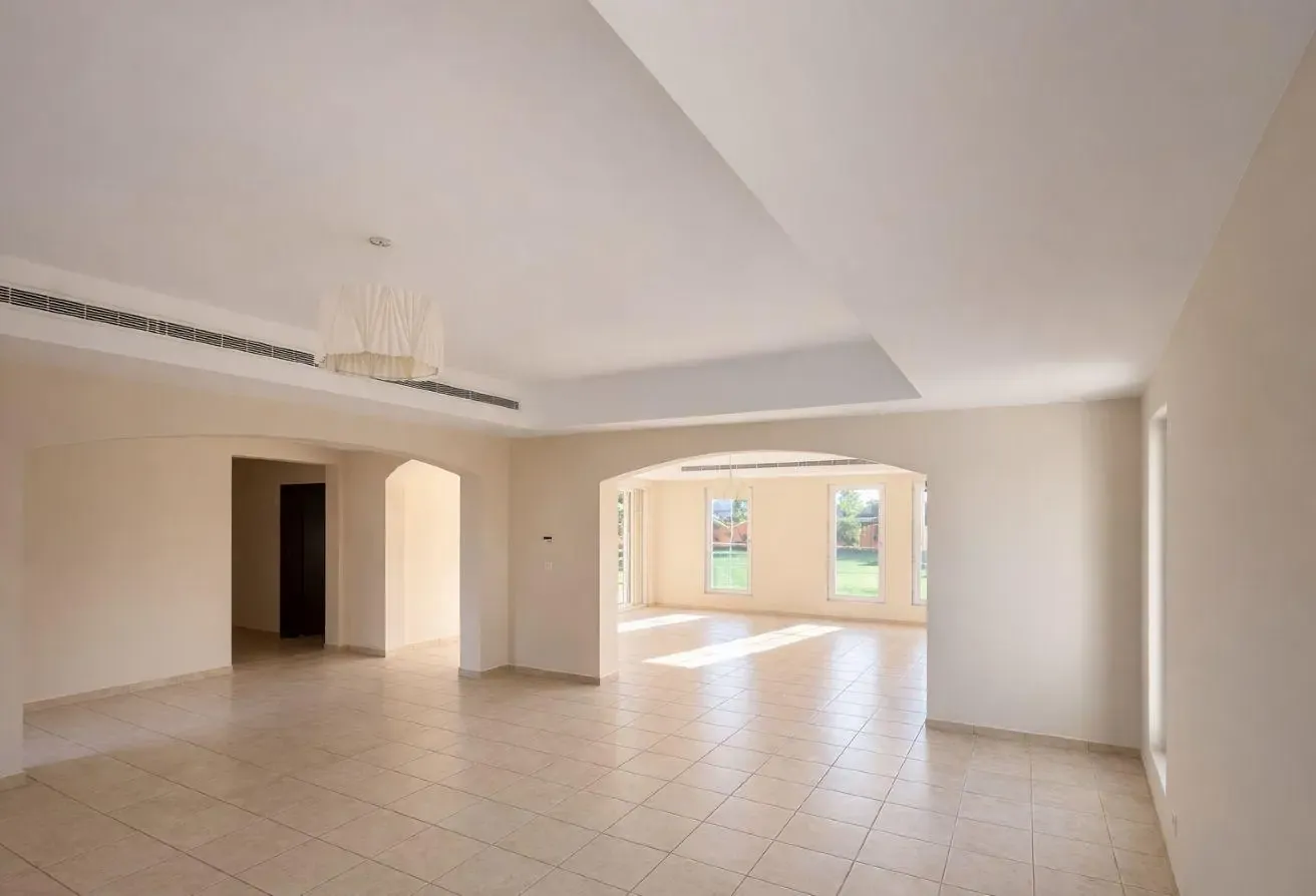 SPACIOUS | WELL MAINTAINED | PRIME LOCATION
