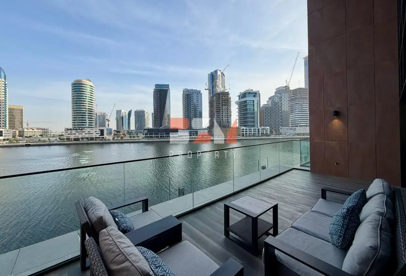 Rare 3BR Duplex | Waterfront | Offers Welcome