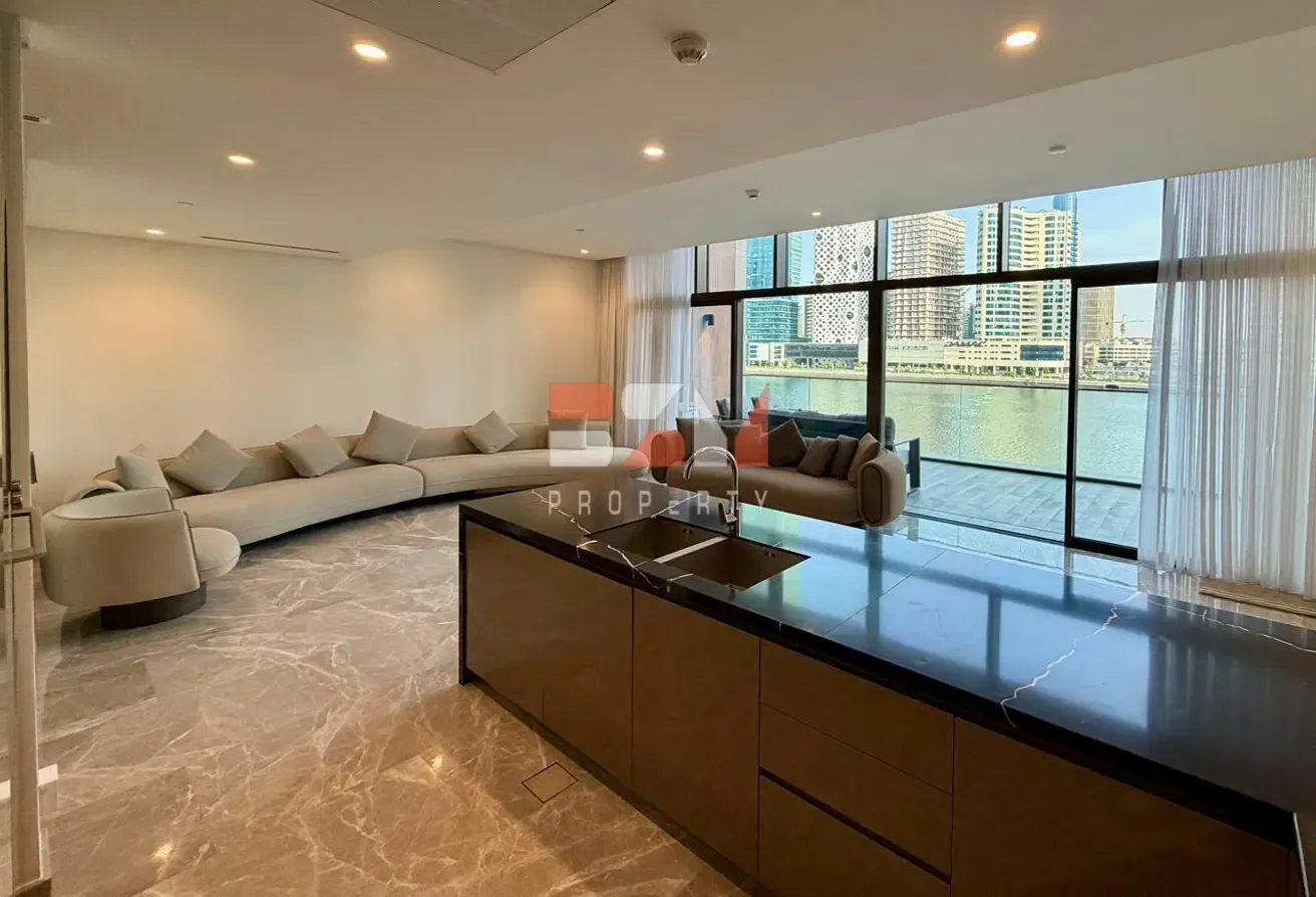 Rare 3BR Duplex | Waterfront | Offers Welcome
