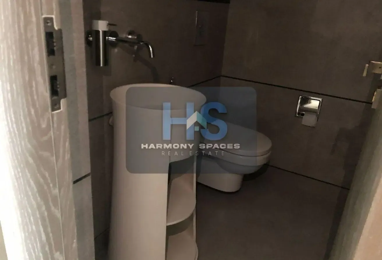 Fully furnished & Spacios Studio | Vacant