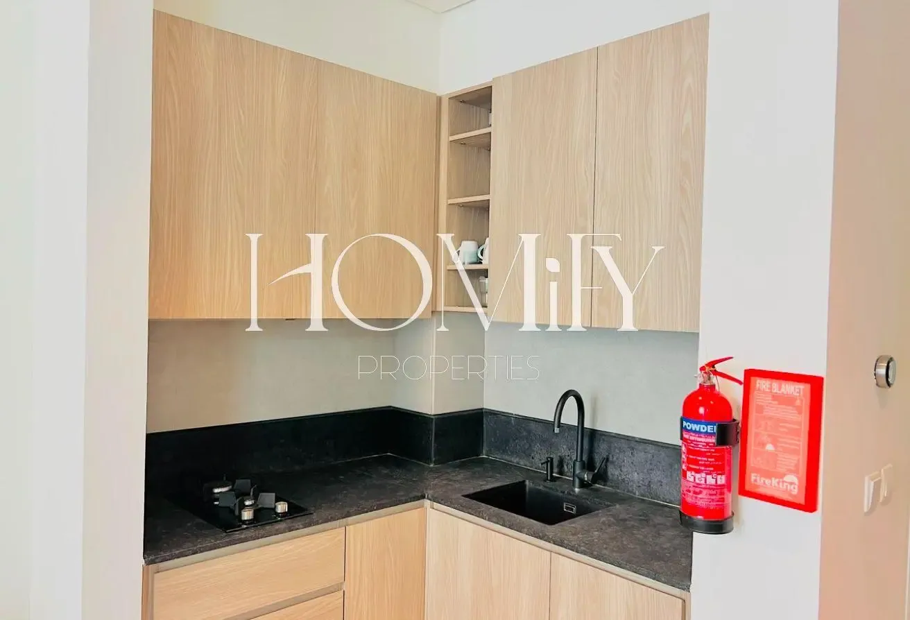 MODERN LIVING | READY TO MOVE | CHILLER FREE