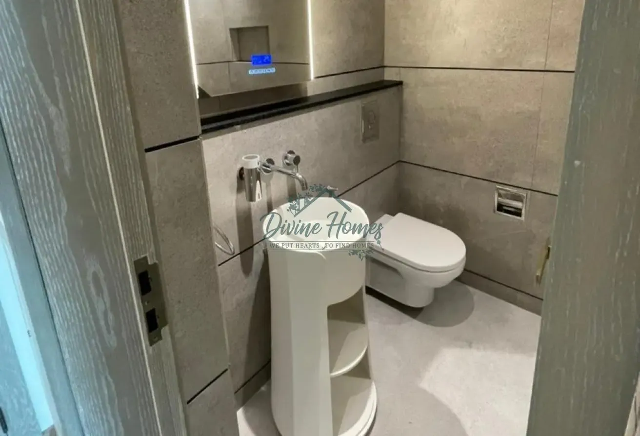 Fully Furnished | READY TO MOVE | GARDEN VIEW