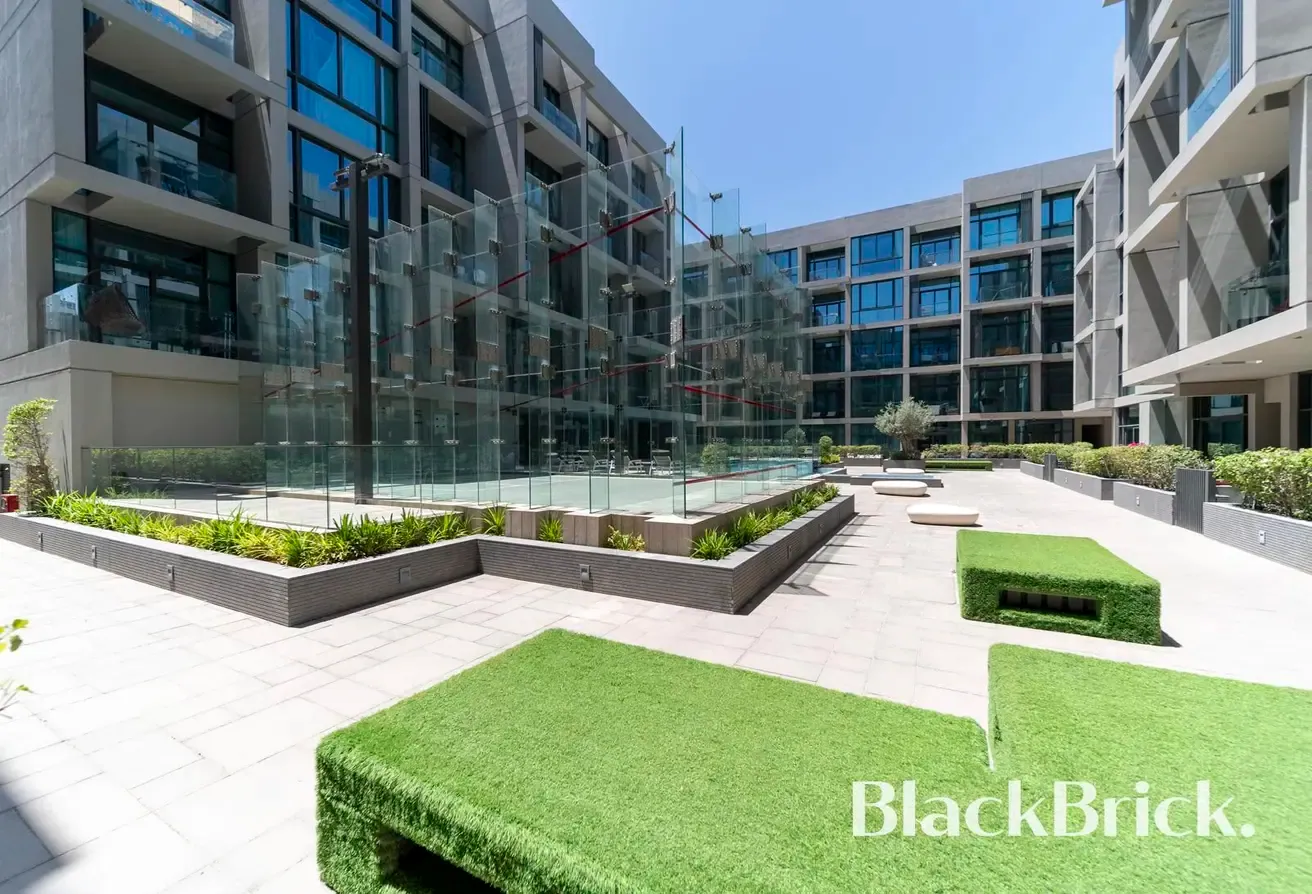 Charming Studio with Spacious Terrace | JVC