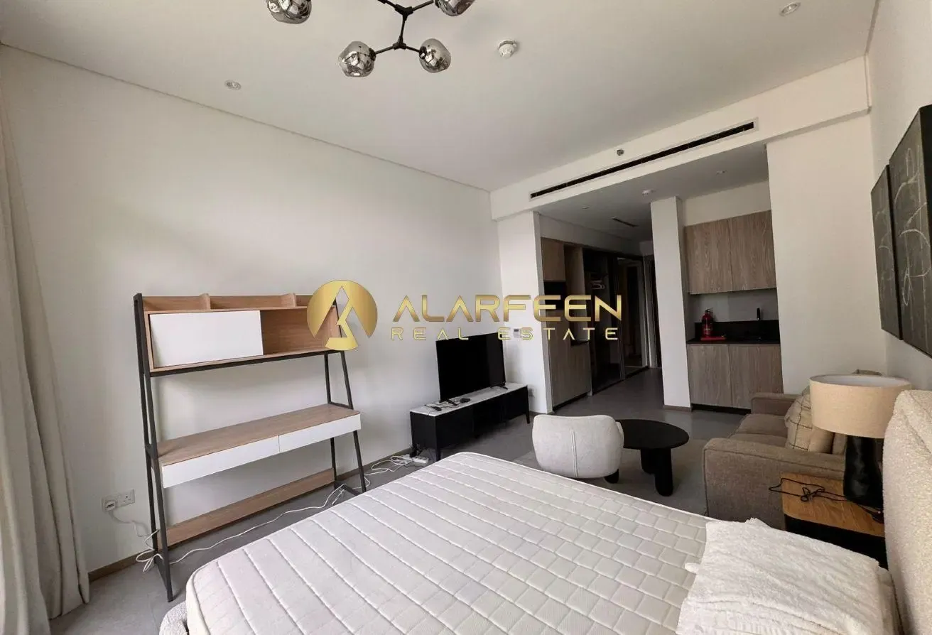 Luxury Living | Fully Furnished | Grab The Key