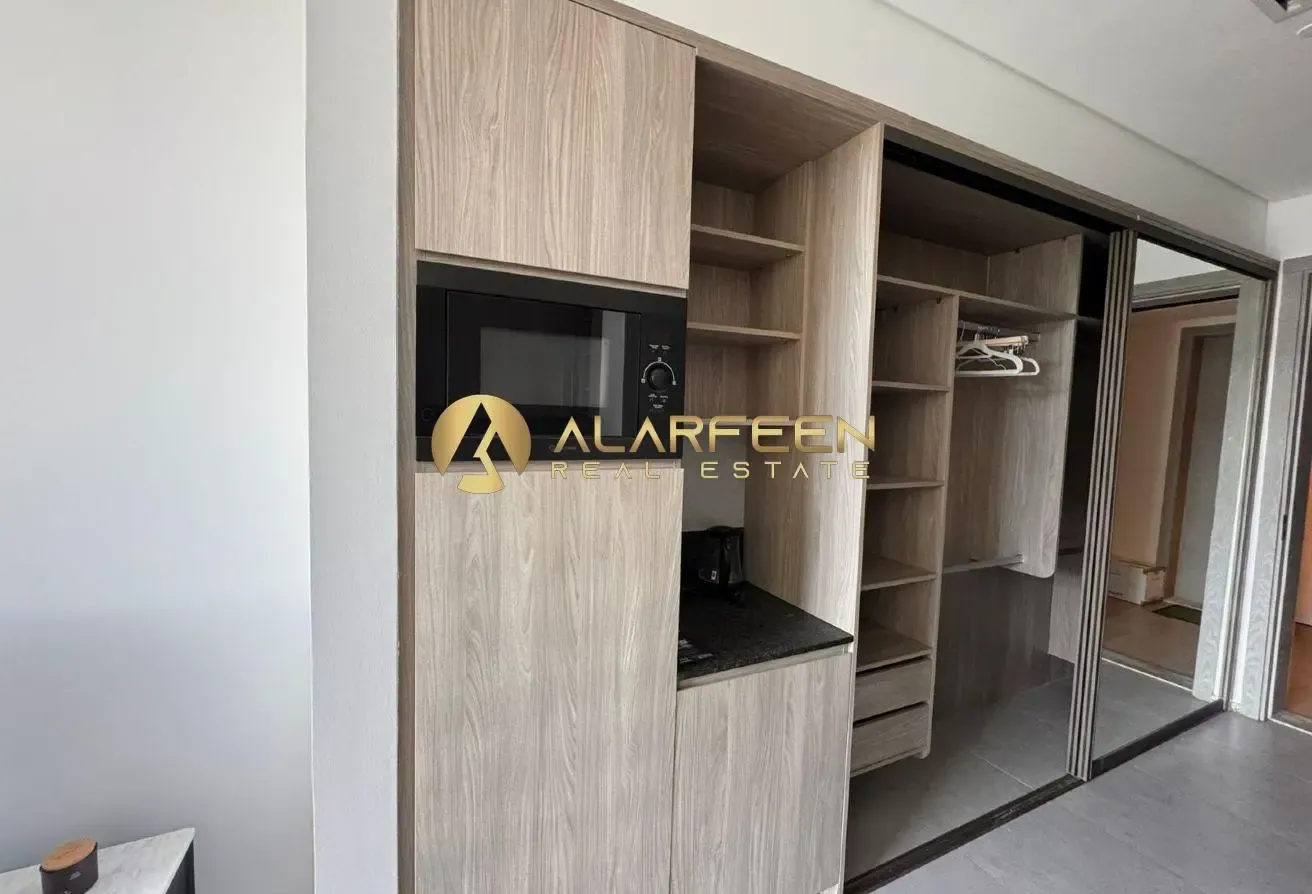 Luxury Living | Fully Furnished | Grab The Key