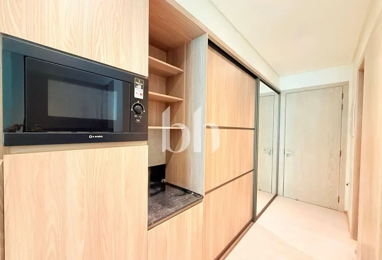 Vacant | Fully Furnished | Courtyard Views