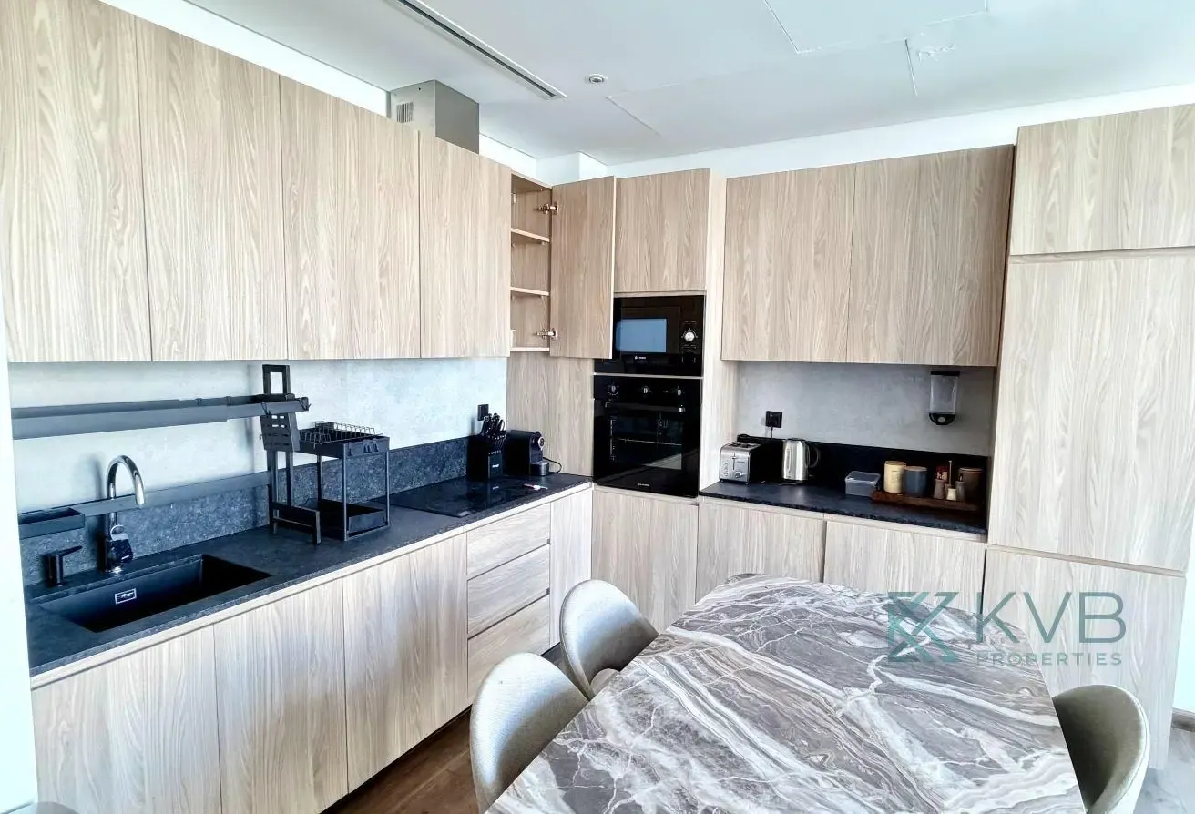 Penthouse | Huge Terrace | Up to 6 cheques