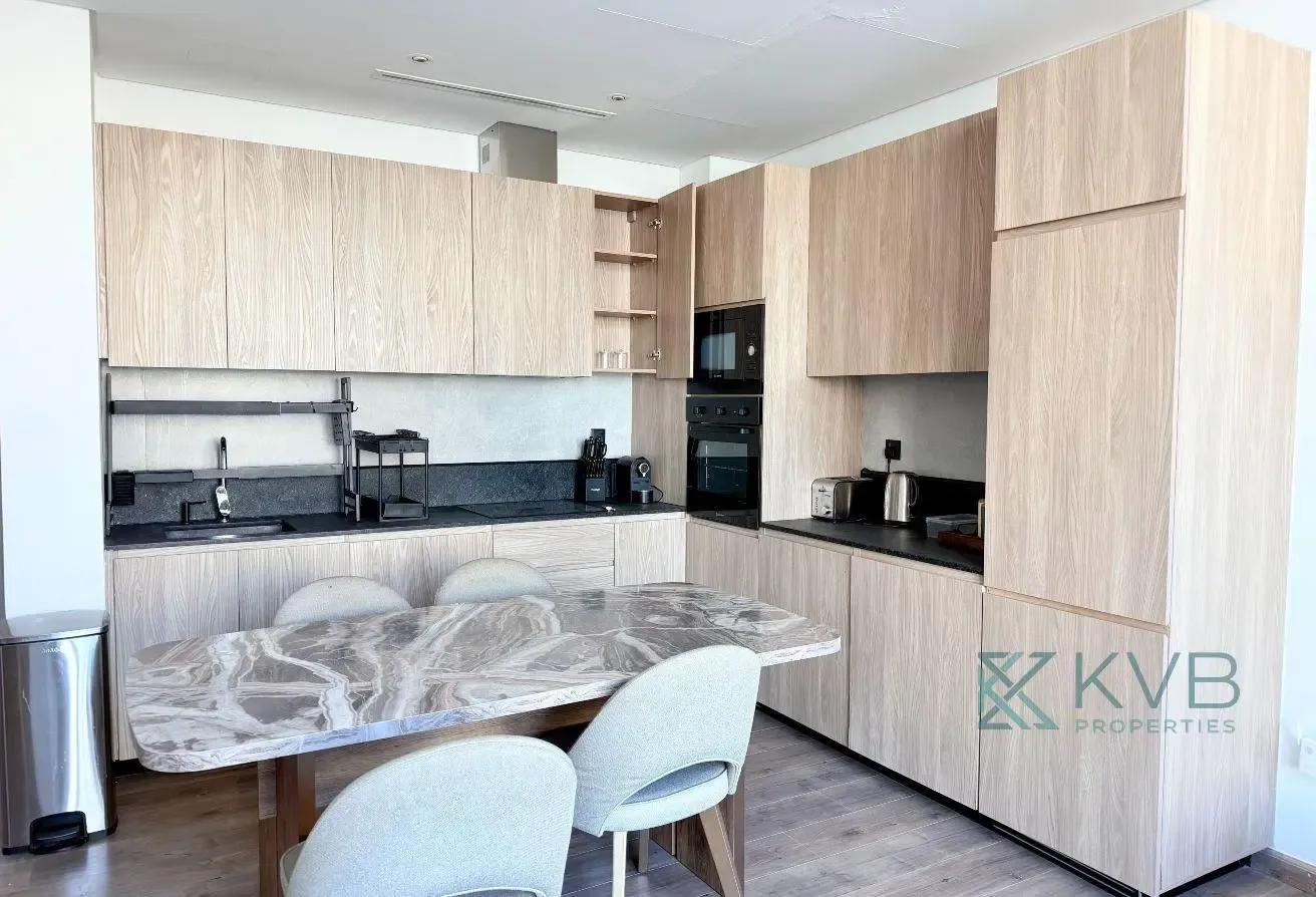 Penthouse | Huge Terrace | Up to 6 cheques