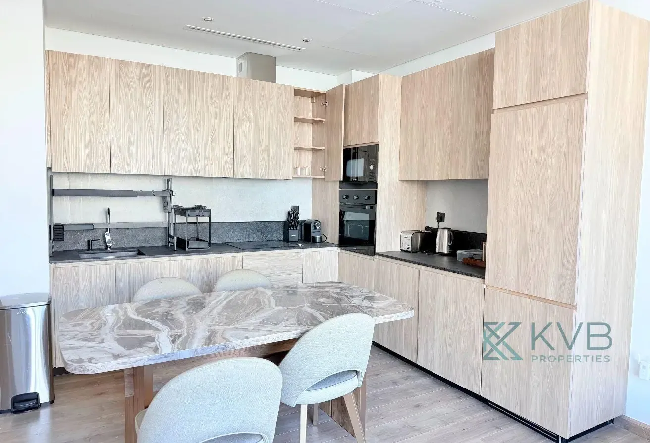Penthouse | Huge Terrace | Up to 6 cheques