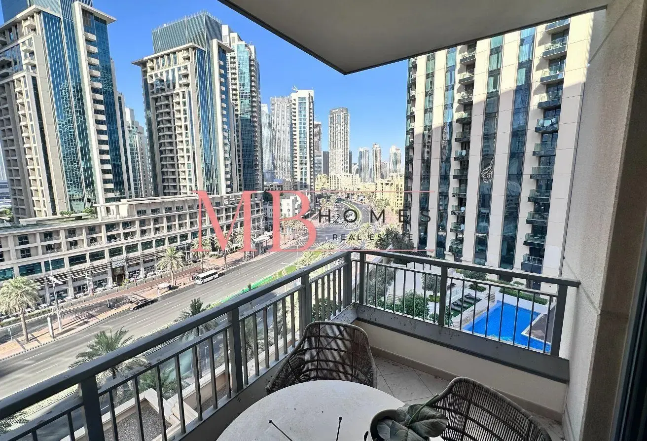 FULLY FURNISHED | FOUNTAIN VIEW | ELEGANT DESIGN
