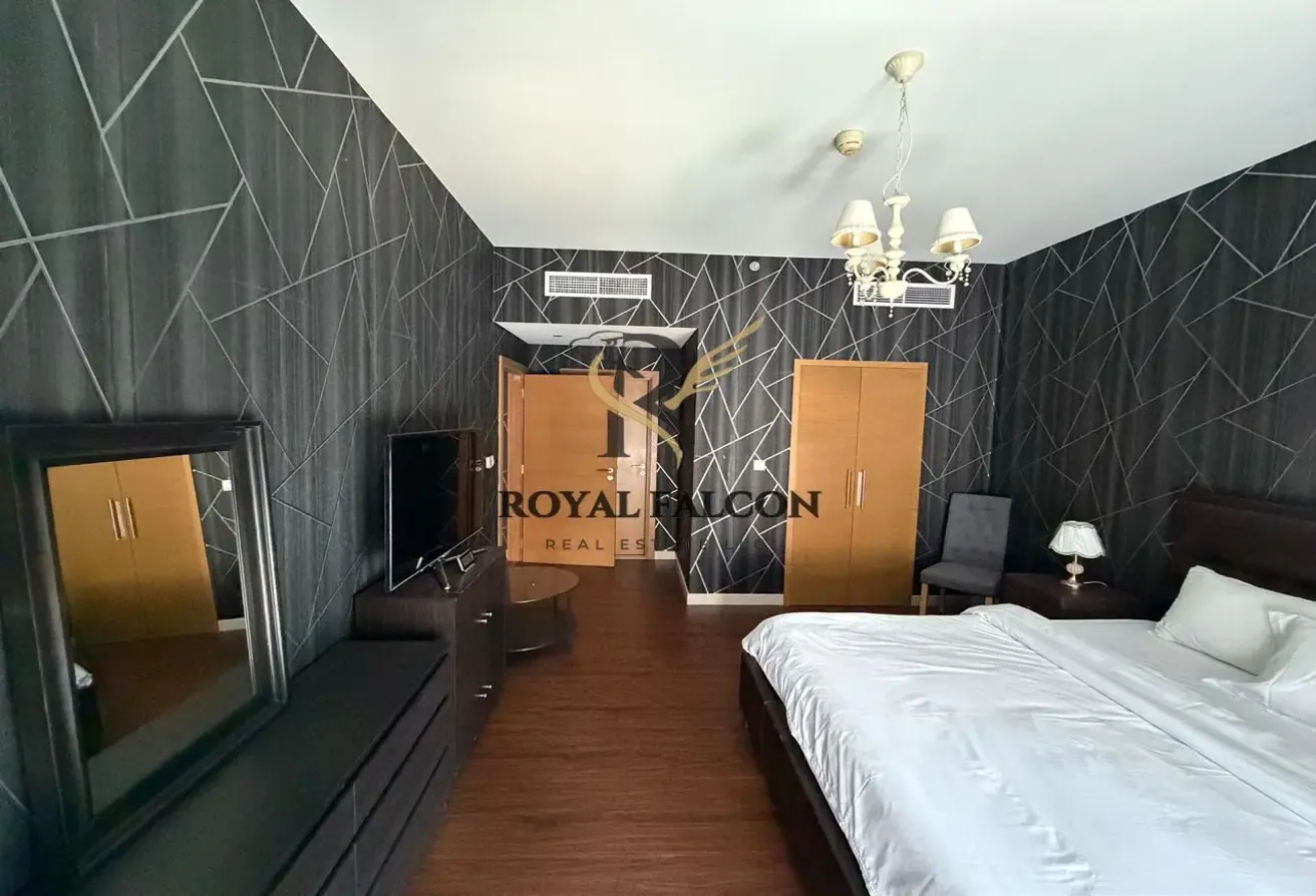 Fully Furnished | Spacious | High Floor