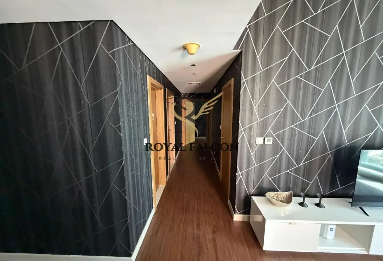 Fully Furnished | Spacious | High Floor