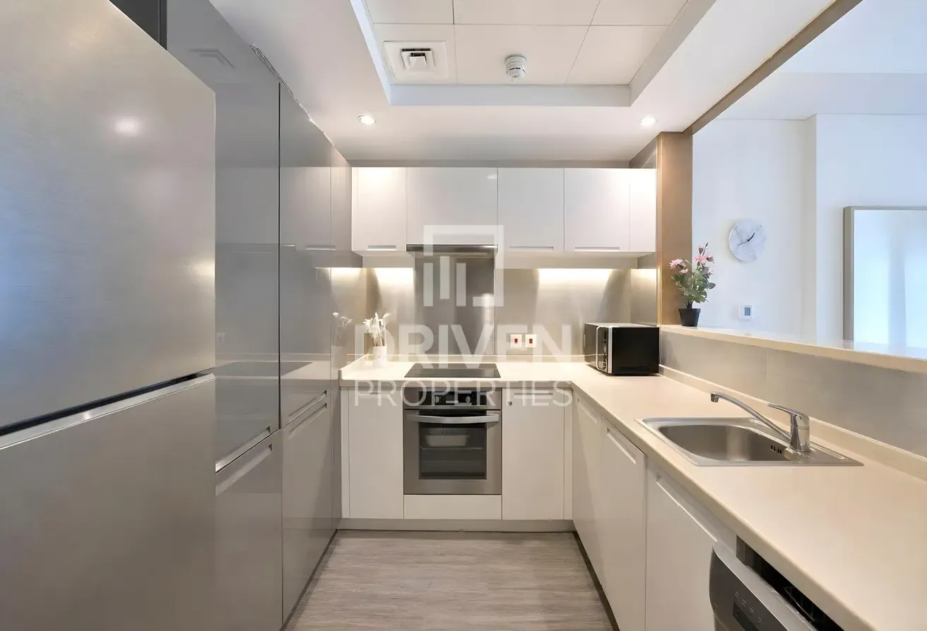 Large Layout | Fully Furnished | Elegant Apartment