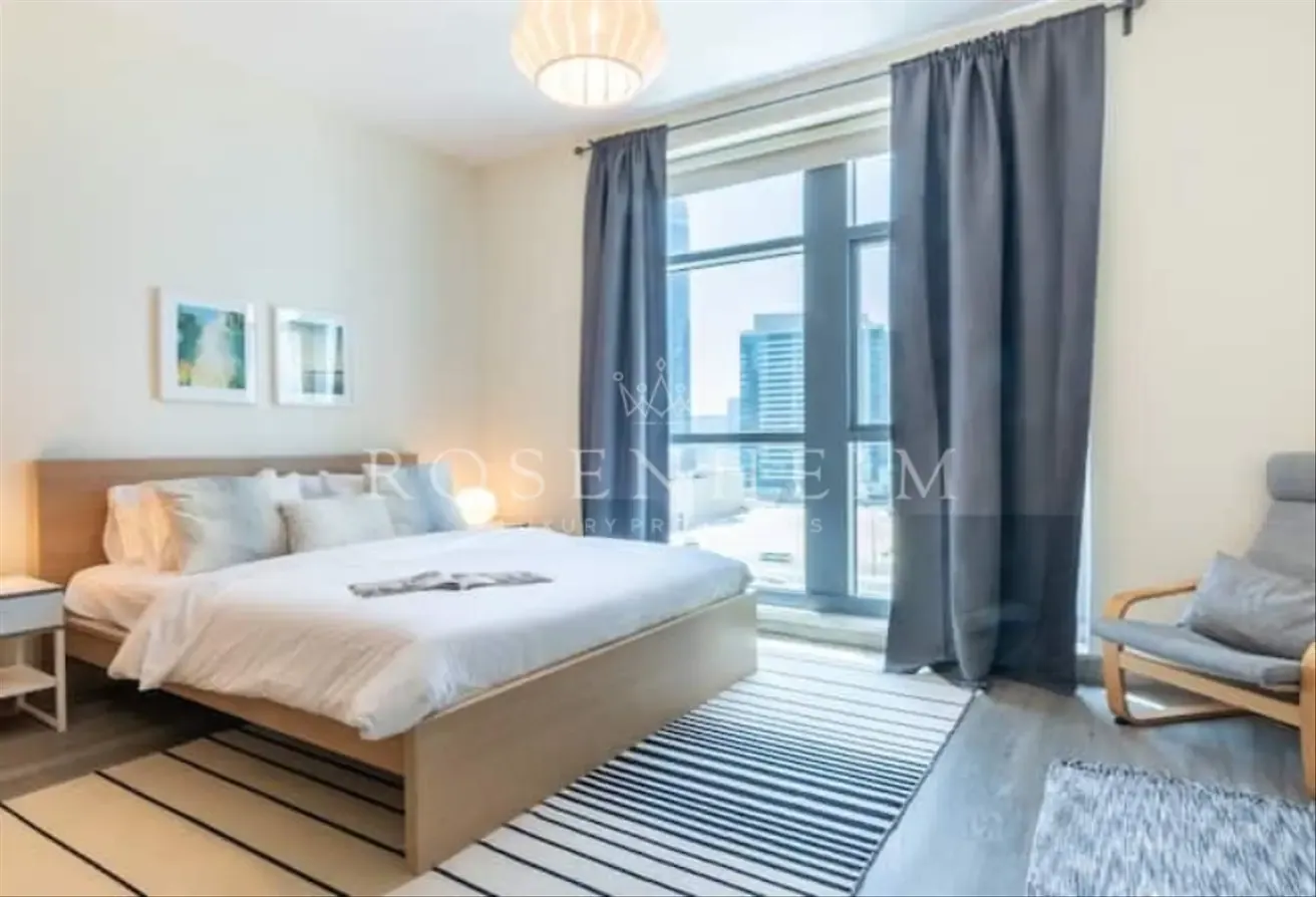 Fully Furnished | Middle Floor |  Multiple Cheques