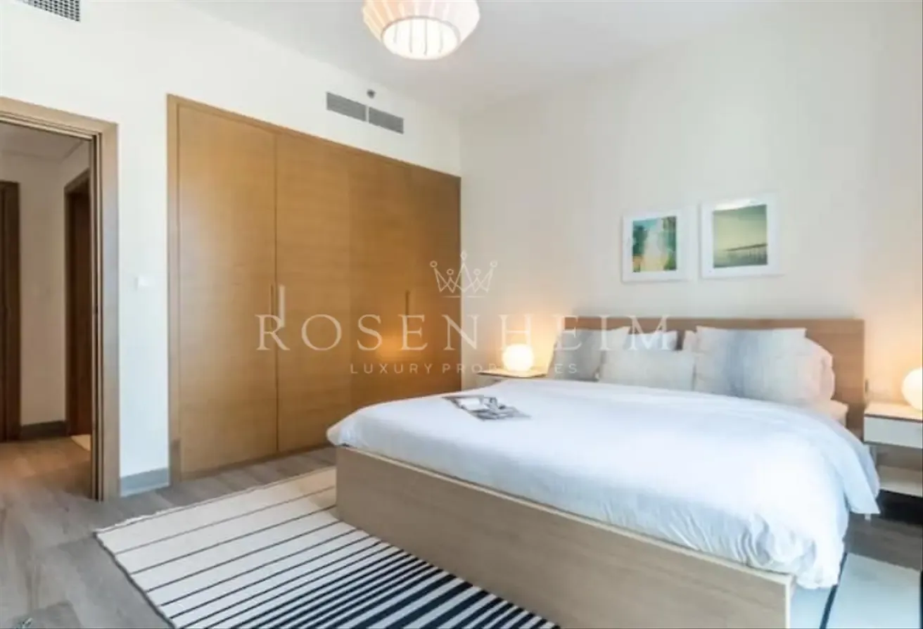 Fully Furnished | Middle Floor |  Multiple Cheques