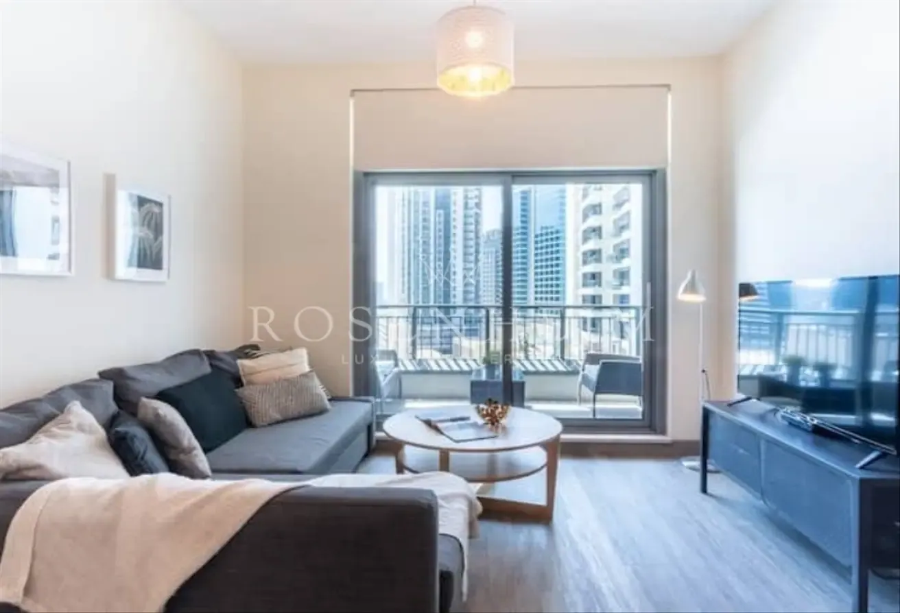 Fully Furnished | Middle Floor |  Multiple Cheques