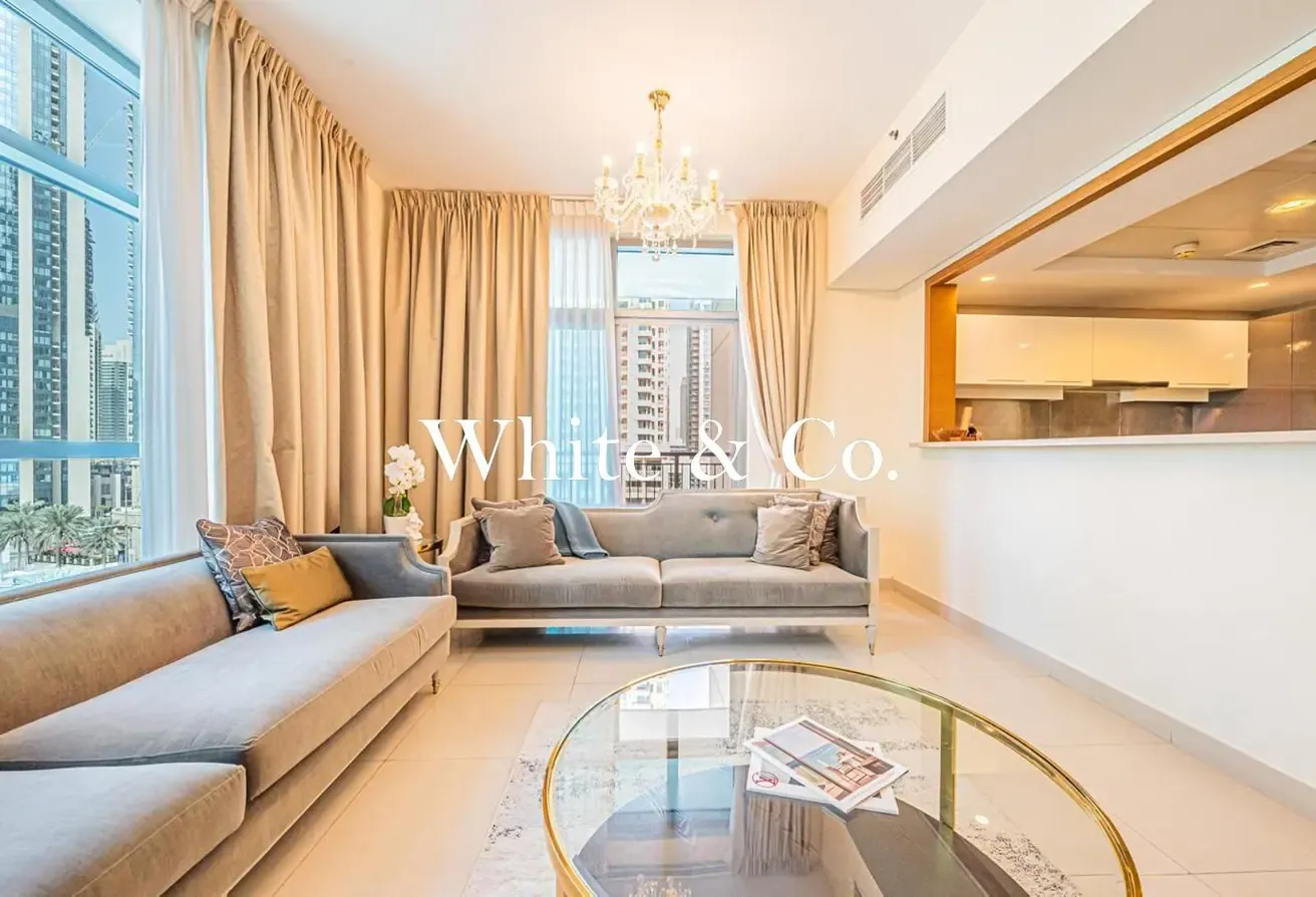 Vacant Now | Blvd views | Large Layout