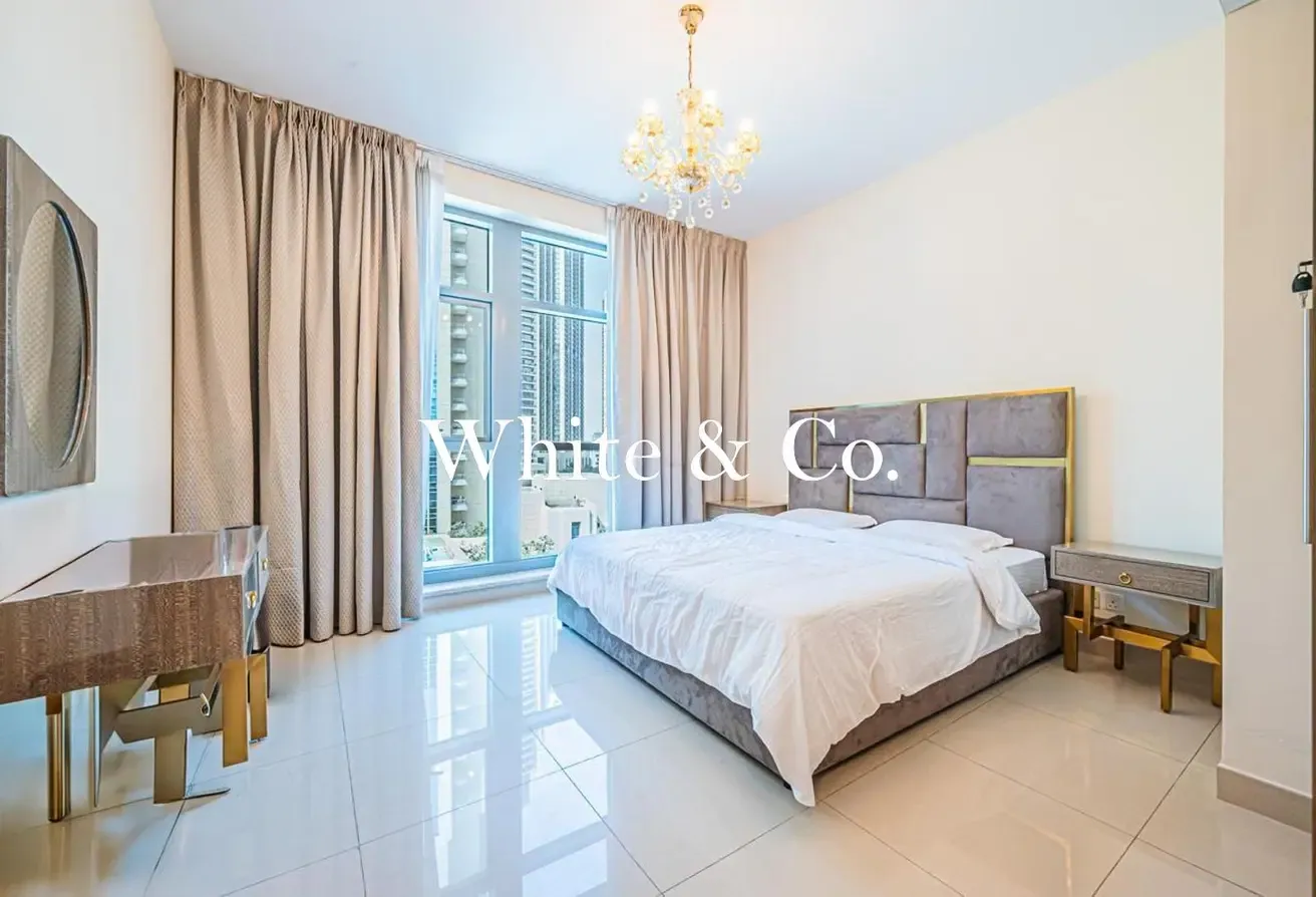 Vacant Now | Blvd views | Large Layout