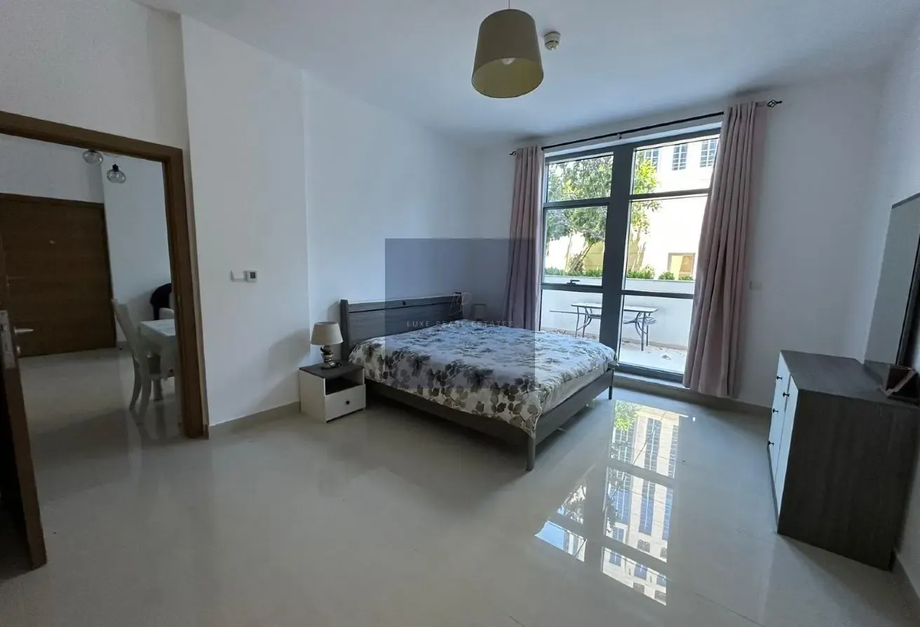 Fully Furnished | Large Terrace | 1BR+Study