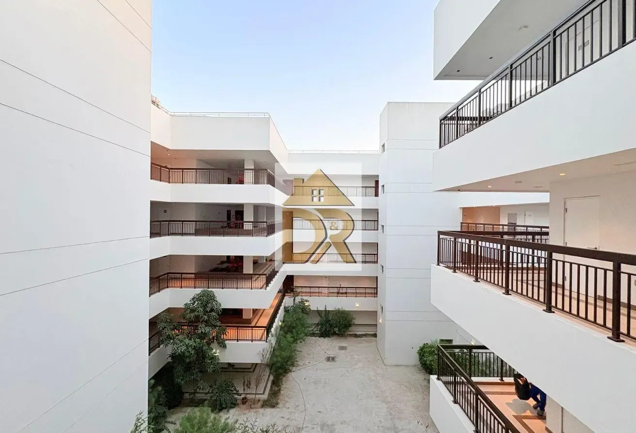 Fully Furnished | Upgraded | Luxury | Balcony