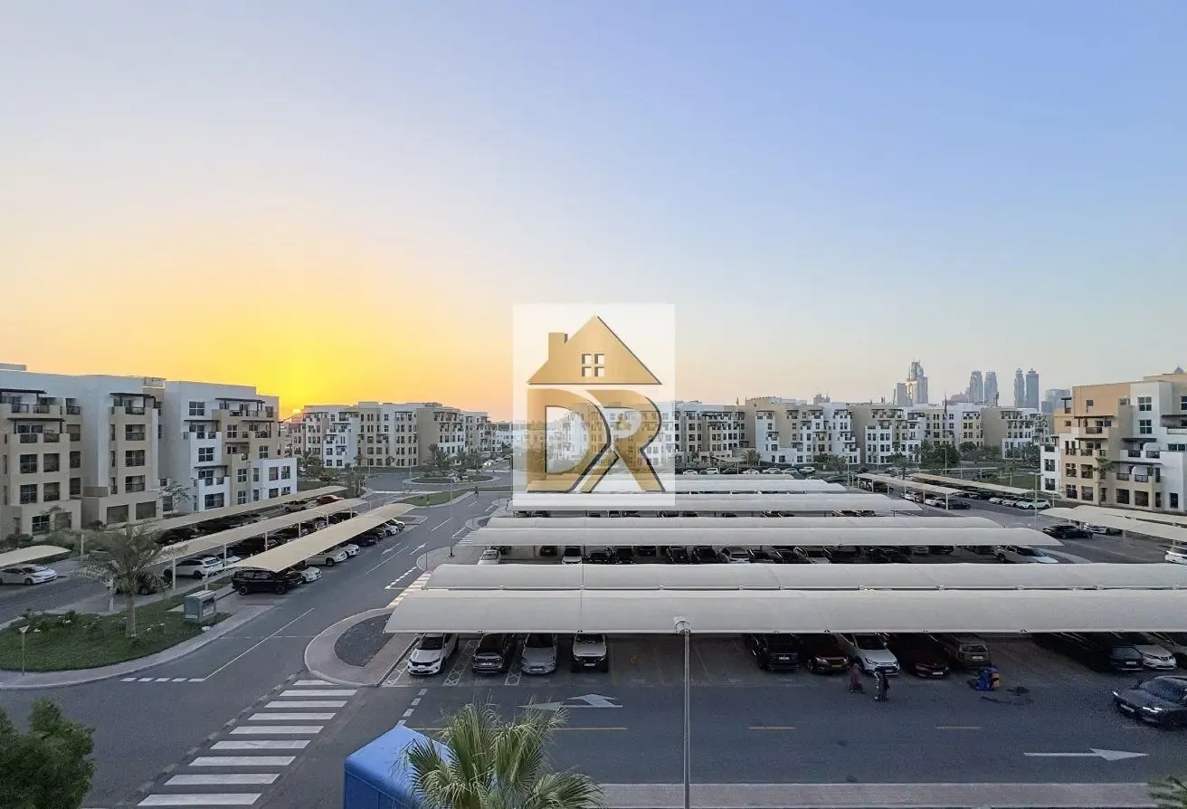 Fully Furnished | Upgraded | Luxury | Balcony