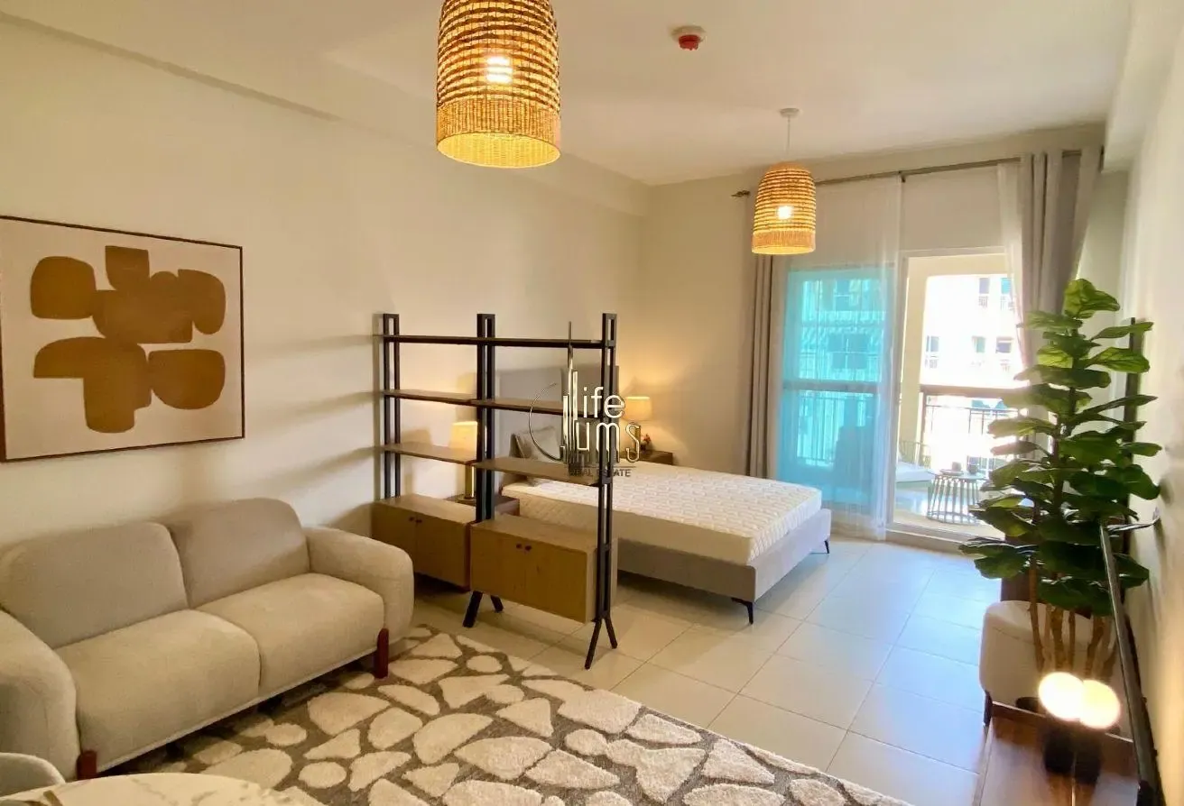 Fully Furnished | Ready to Move-in | Large Layout