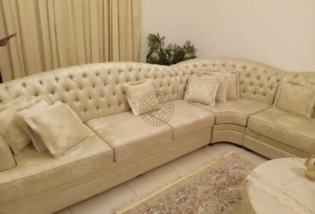 Fully Furnished 1BR | 1,090 Sqft | Prime Location