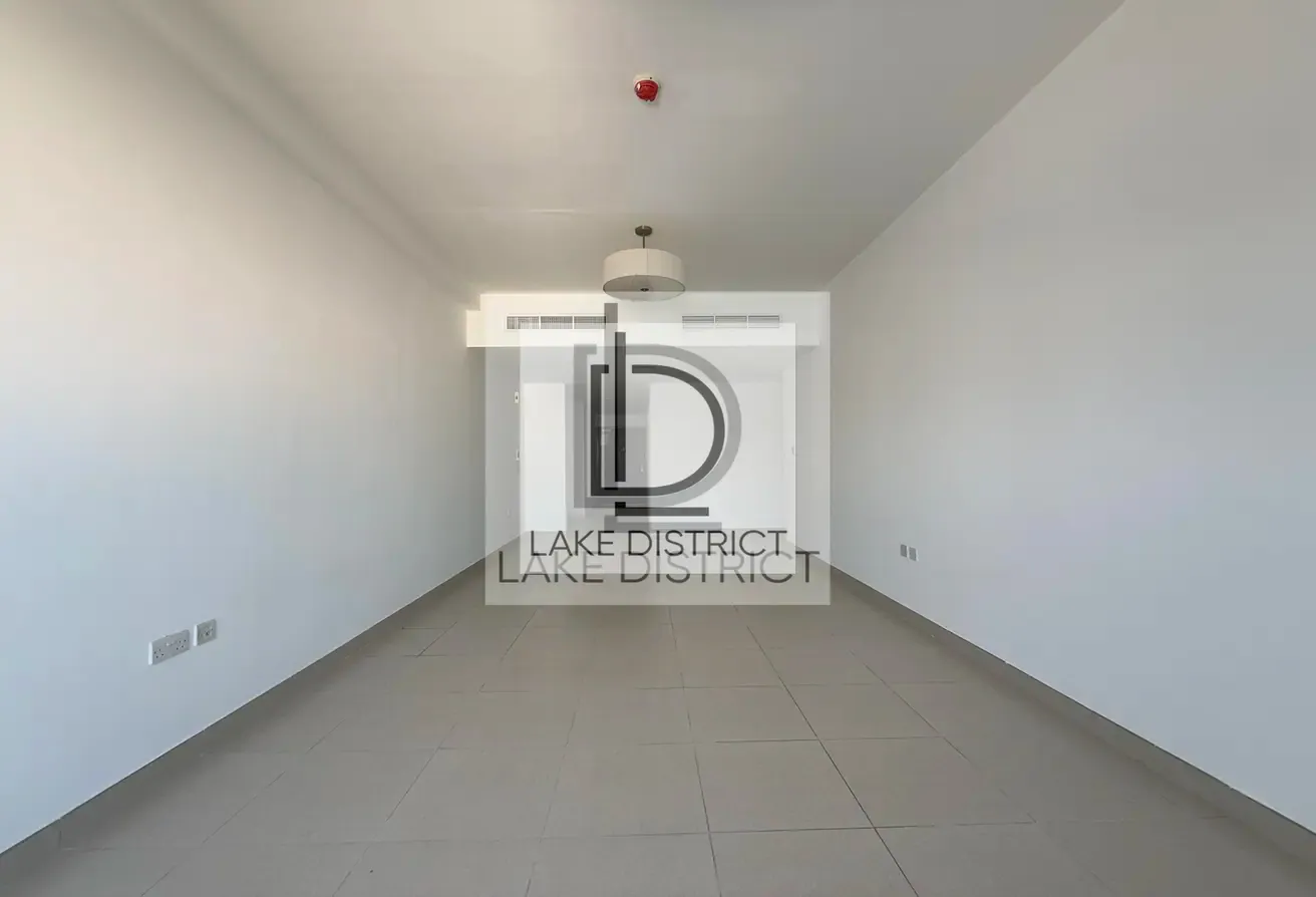Bright 1BR | Gated Community | Burj Khalifa Nearby