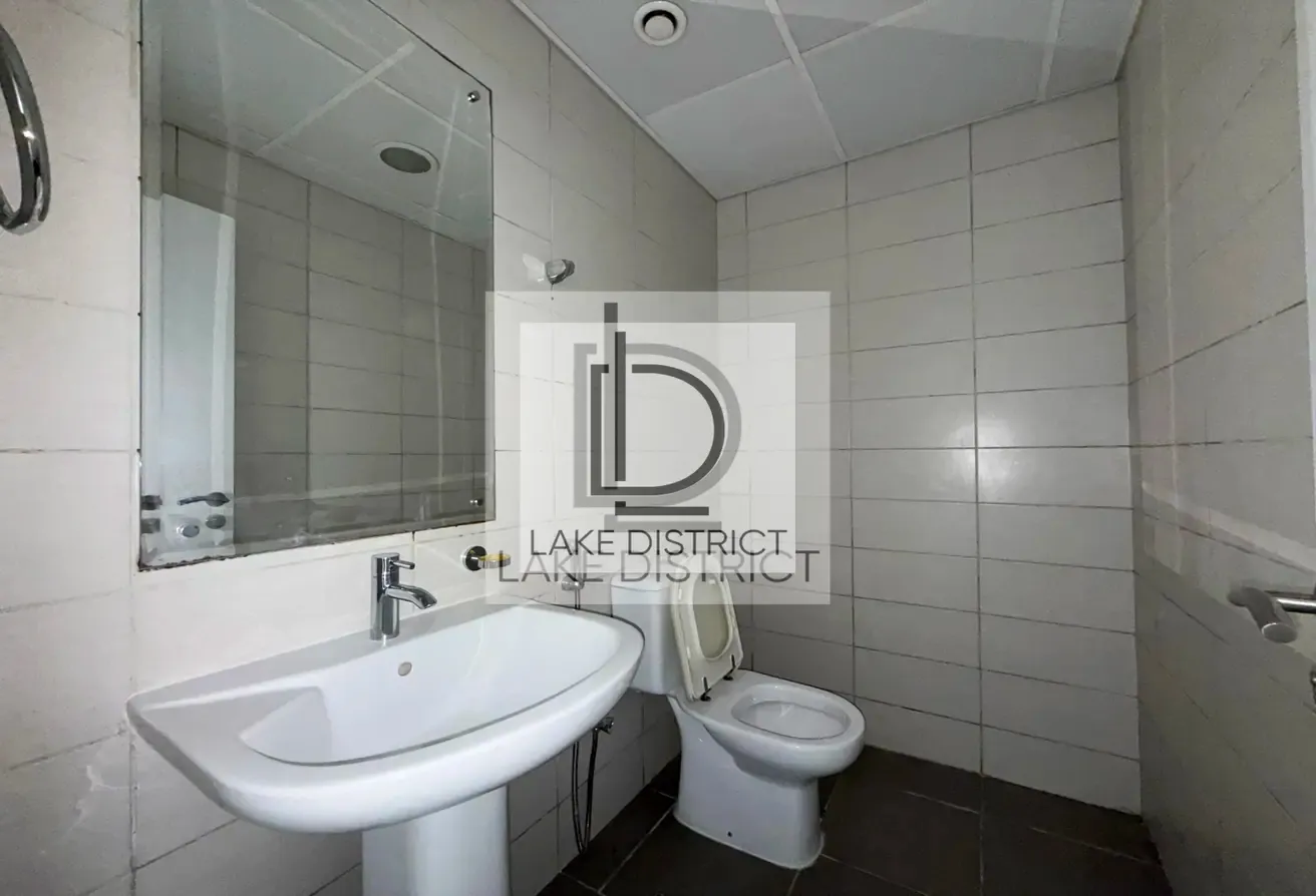 Bright 1BR | Gated Community | Burj Khalifa Nearby