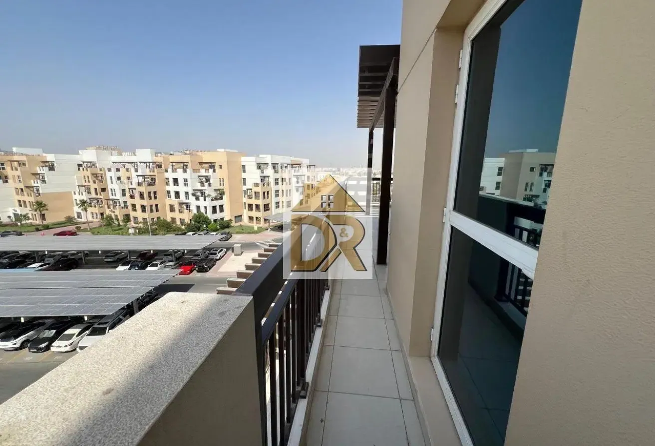 Panoramic Burj Khalifa Views | Gated Community