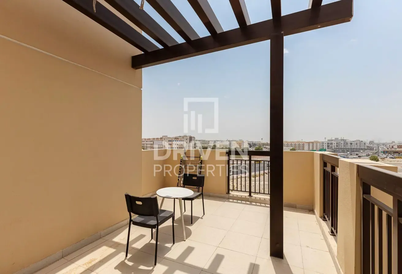 Ready on May | High Floor and Furnished Apt