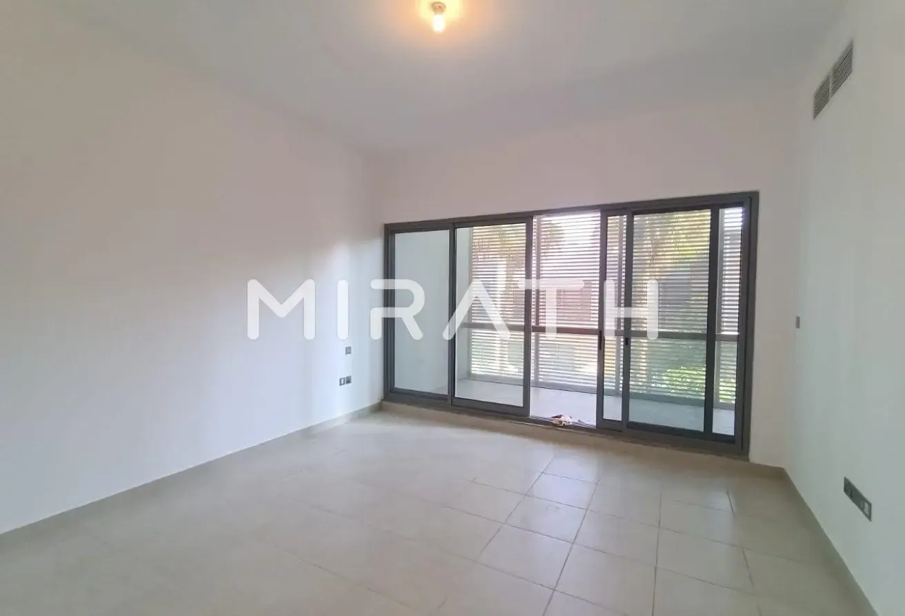Shared Pool and Gym | Premium| Well Maintained