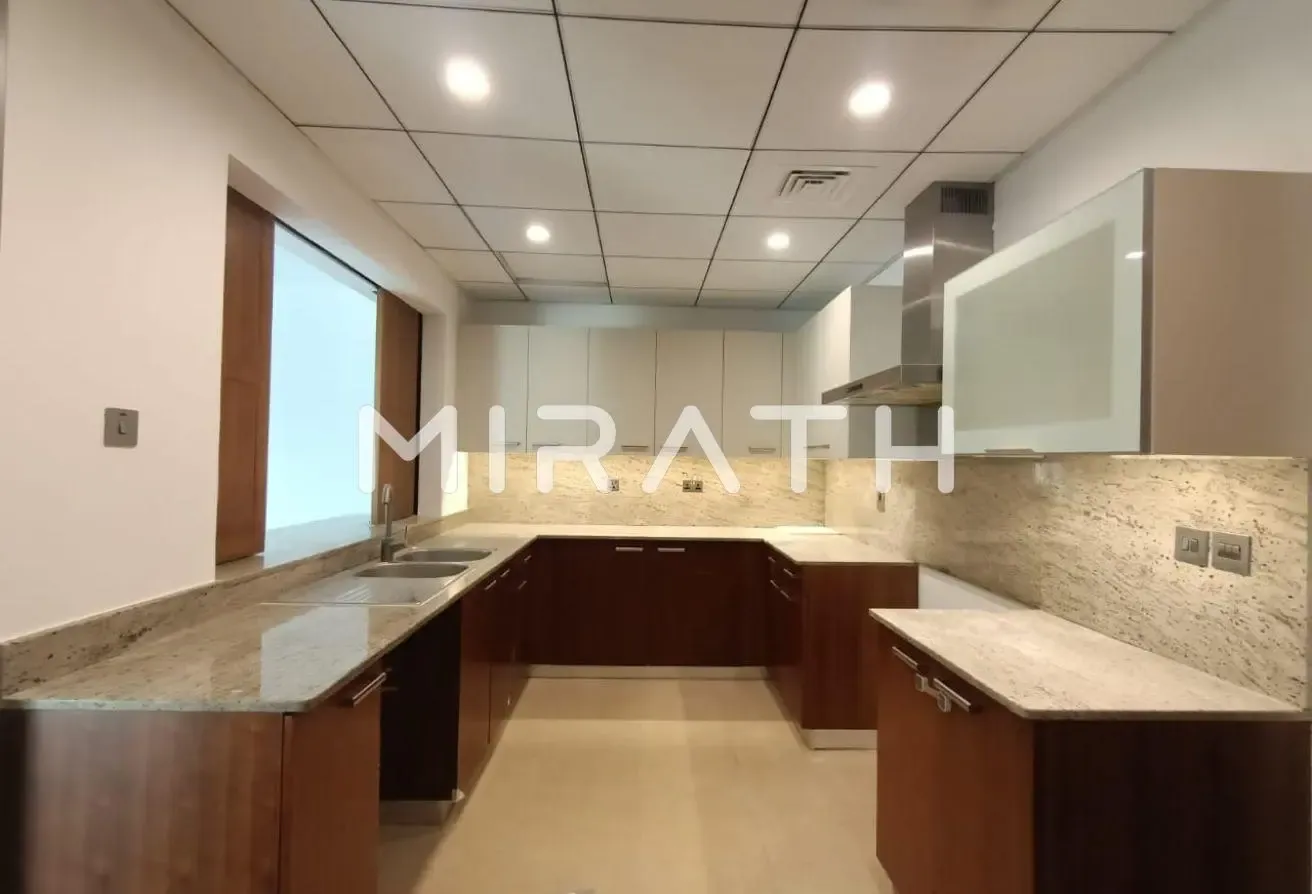 Shared Pool and Gym | Premium| Well Maintained