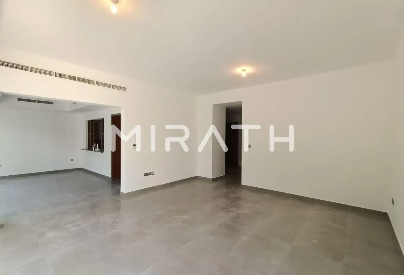 Shared Pool and Gym | Premium| Well Maintained