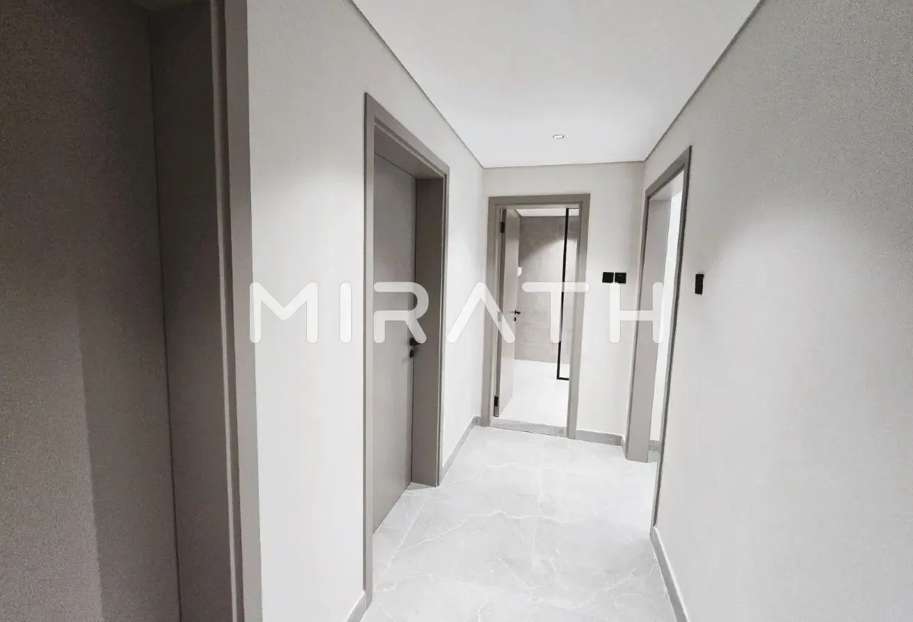 Elegant Villa | Pool and Garden| Renovated