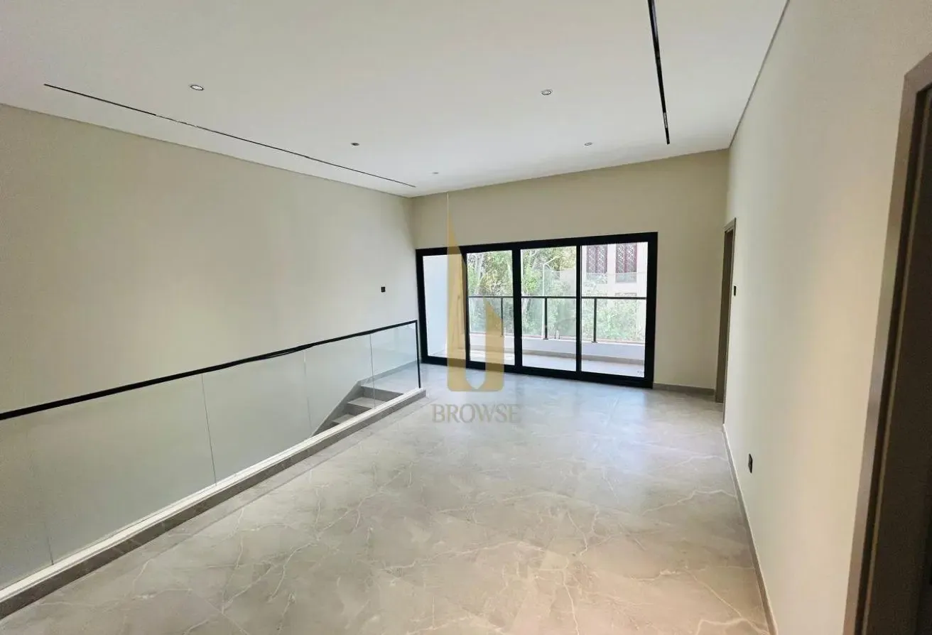 Modern 4BR Villa | Private Pool+Garden l Maids