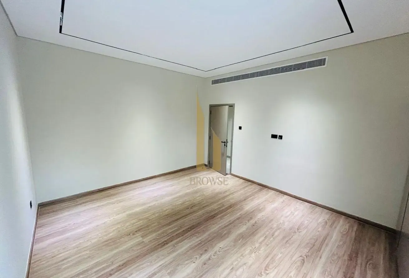Modern 4BR Villa | Private Pool+Garden l Maids