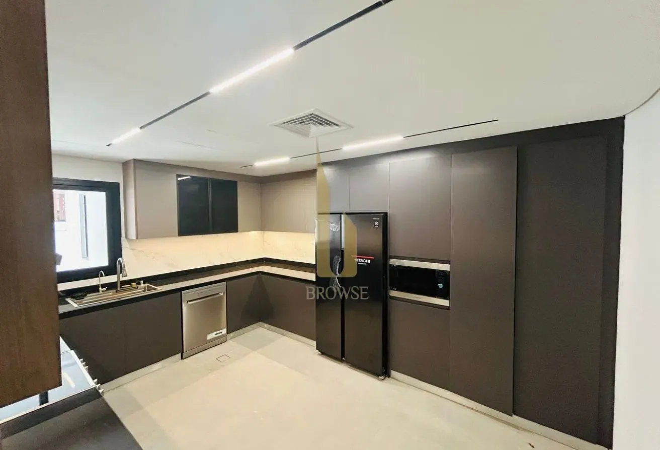 Modern 4BR Villa | Private Pool+Garden l Maids