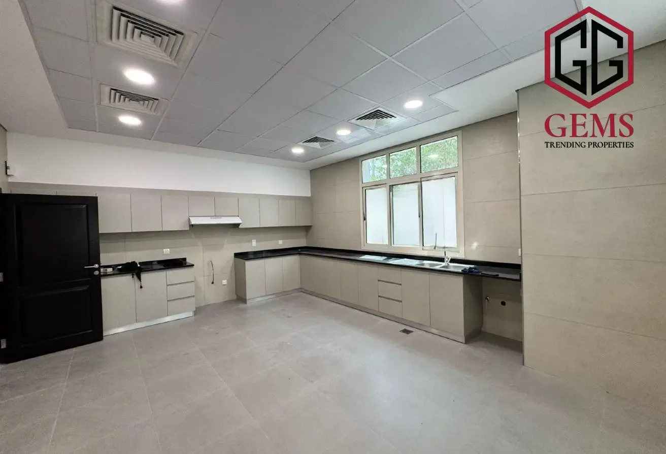 STUNNING VILLA | SHARED POOL | MAID ROOM | GARDEN
