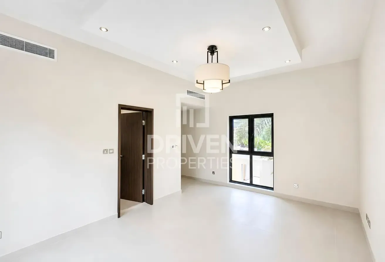 Fully Renovated | Semi Detached | Vacant