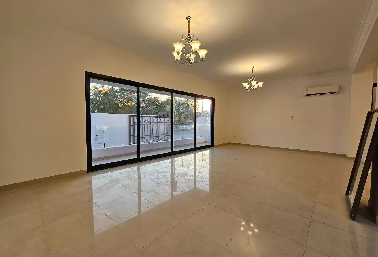 Renovated 4BR | Maids room | Garden