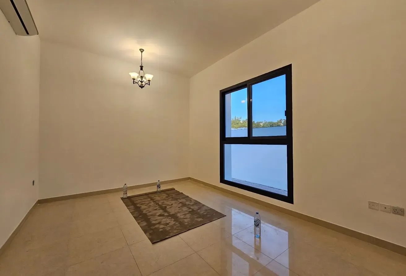 Renovated 4BR | Maids room | Garden