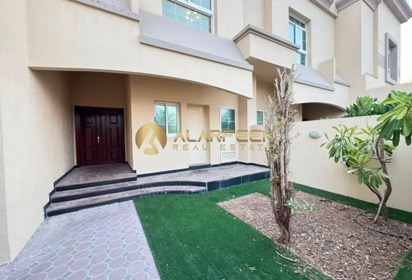 4 bedroom | Compound Villa | Well Maintained