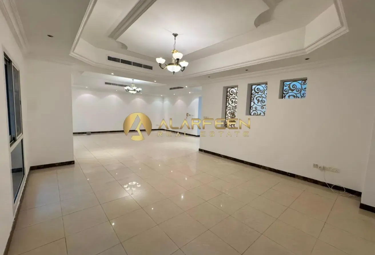 4 bedroom | Compound  Villa | Well Maintained