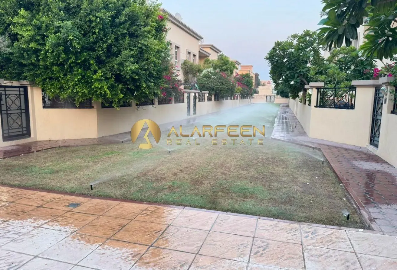 4 bedroom | Compound  Villa | Well Maintained