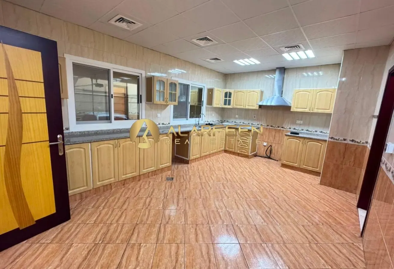 4 bedroom | Compound  Villa | Well Maintained